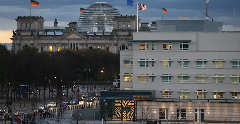 L'ambasciata americana a Berlino, in Germania (Sean Gallup/Getty Images)