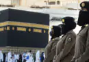 La Grande Moschea della Mecca è tornata a ospitare i fedeli senza limitazioni e distanziamento