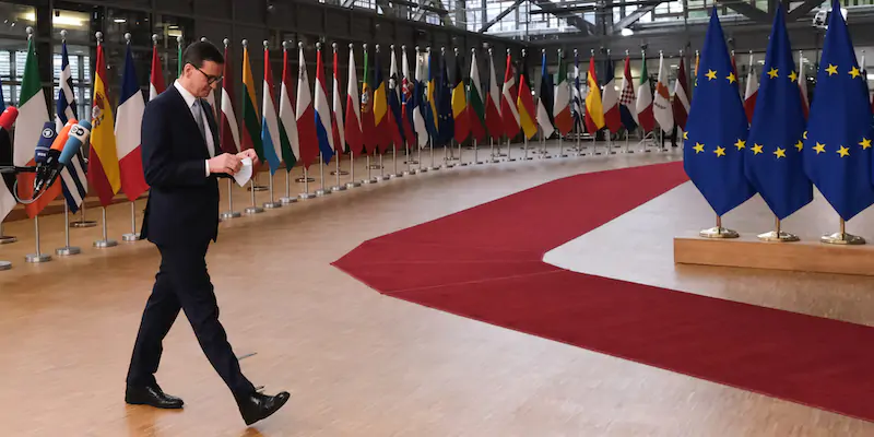Il primo ministro polacco Mateusz Morawiecki arriva al Consiglio Europeo del 21-22 ottobre (European Council)