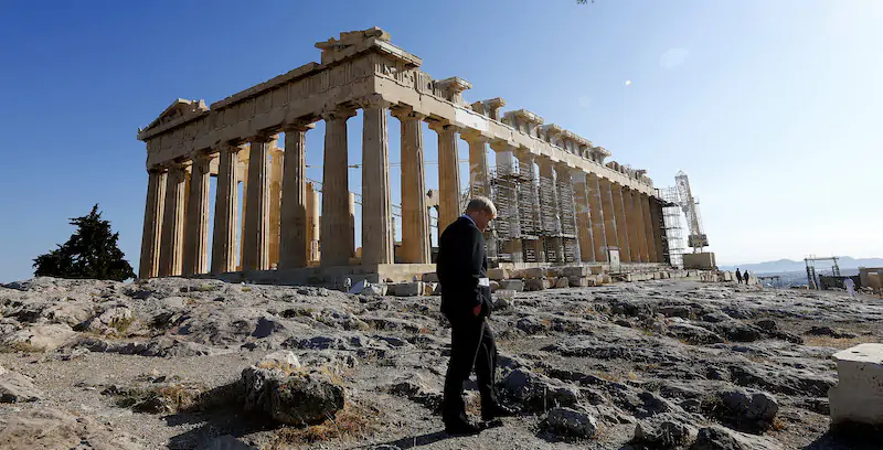 Boris Johnson durante una visita al Partenone nel 2012 (AP Photo/Yannis Behrakis/pool)
