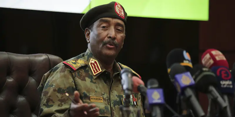 Abdel Fattah al-Burhan, il generale che ha guidato il colpo di stato in Sudan (AP Photo/Marwan Ali)
