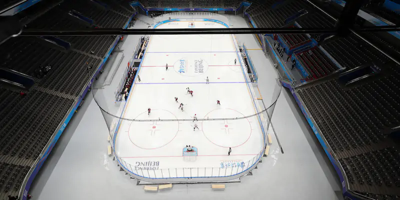 La squadra cinese maschile di hockey su ghiaccio è un problema
