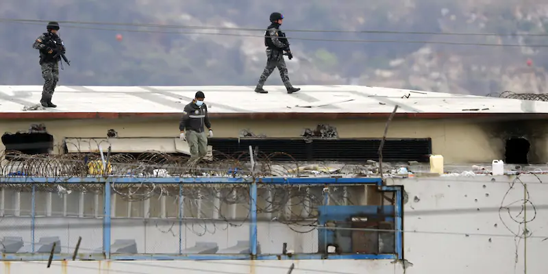 I violenti scontri nel carcere di Guayaquil, in Ecuador