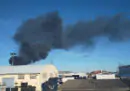 È in corso un incendio in una raffineria di ENI a Livorno