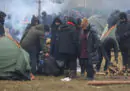 La Polonia ha arrestato un centinaio di migranti al confine con la Bielorussia