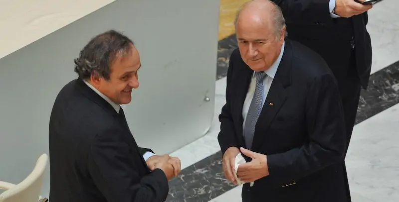 La procura federale svizzera ha chiesto il rinvio a giudizio dell'ex presidente della FIFA Sepp Blatter e dell'ex presidente della UEFA Michel Platini, per il caso della presunta tangente del 2011