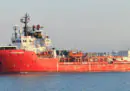 La nave Ocean Viking della ong SOS Mediterranée ha ottenuto l’autorizzazione per far sbarcare in Sicilia 114 migranti