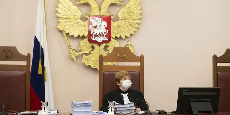 La giudice Alla Nazarova alla Corte Suprema russa (AP Photo/Dmitry Serebryakov)