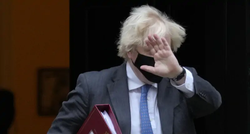 Il primo ministro britannico Boris Johnson (AP Photo/Kirsty Wigglesworth)