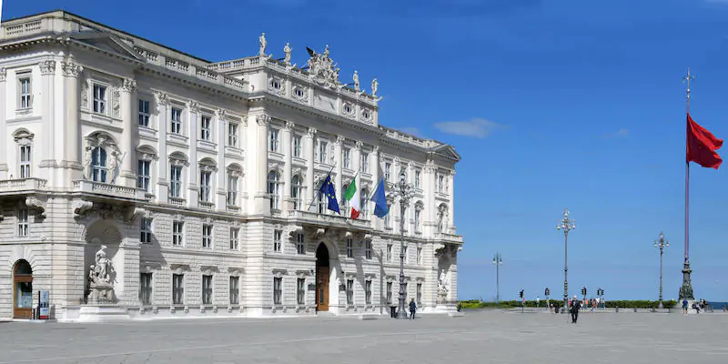 Il palazzo della Regione Friuli Venezia Giulia in piazza Unità d'Italia a Trieste (ANSA/ Regione Friuli Venezia Giulia, Giovanni Montenero)