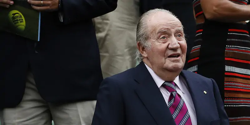 L'ex re di Spagna Juan Carlos al torneo di Wimbledon nel 2017 (AP Photo/ Kirsty Wigglesworth)