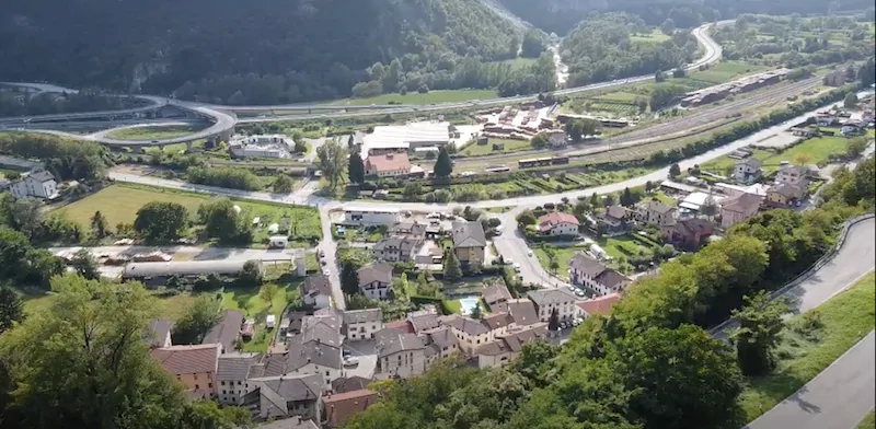 La frazione di Primolano, in provincia di Vicenza (YouTube/Centrostudi55)