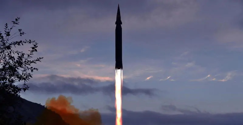 Un missile ipersonico testato dalla Corea del Nord a settembre 2021 (EPA/KCNA)