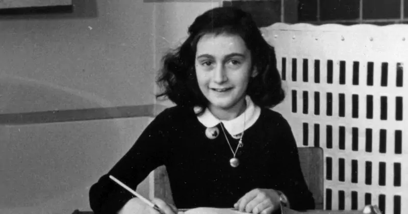 Anna Frank a scuola nel 1940 (Wikimedia Commons)