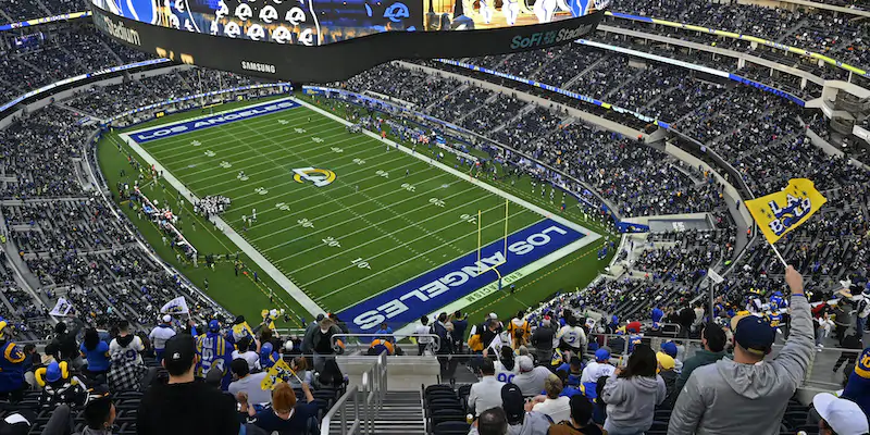 La vista all'interno del SoFi Stadium di Inglewood, dove domenica si gioca il Super Bowl della NFL (Jayne Kamin-Oncea/Getty Images)