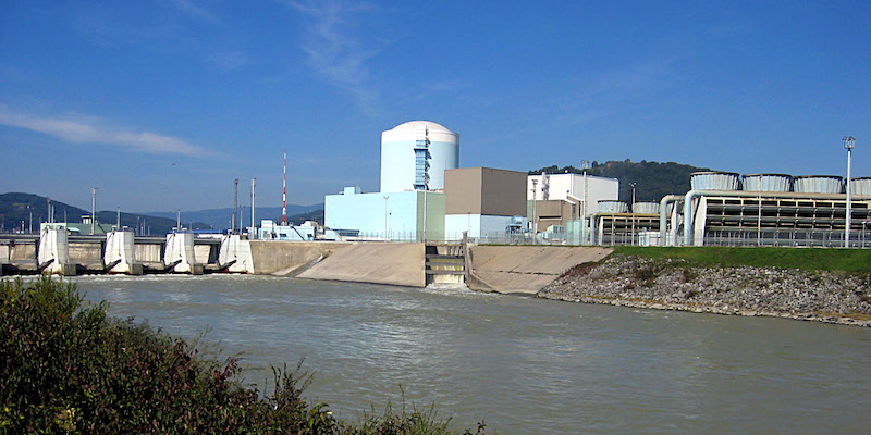 I timori per la vicina centrale nucleare slovena