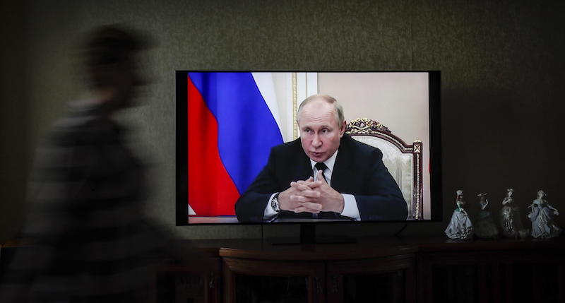 Cosa dice la propaganda russa ai russi