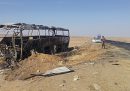 Almeno dieci persone sono morte a causa di un incidente tra un furgone e un autobus turistico vicino ad Assuan, in Egitto