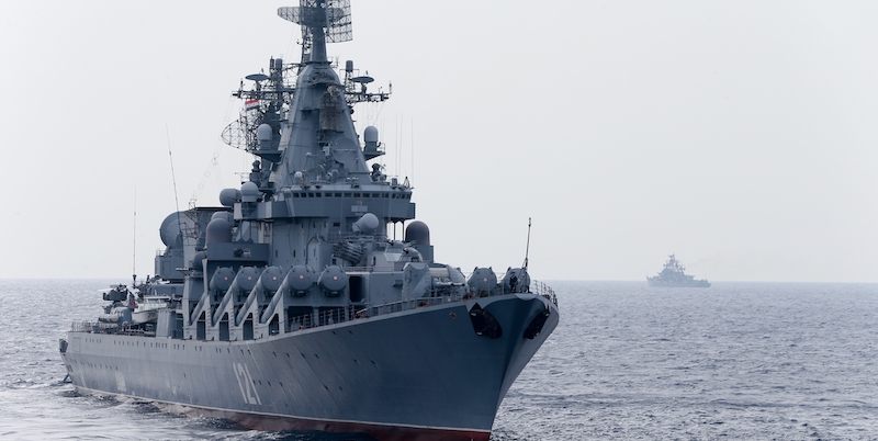 L'incrociatore "Moskva" al largo della Siria nel 2015 (Vadim Savitsky/Ministero della Difesa russo via AP)