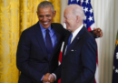 Barack Obama ha scherzato con Joe Biden chiamandolo “vice presidente”