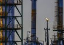 L'Unione Europea potrebbe escludere il blocco delle importazioni di petrolio dalle sanzioni contro la Russia, scrivono 