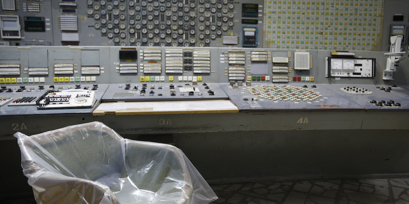 Una sala operativa dell'ex centrale nucleare di Chernobyl, in Ucraina (AP Photo/Efrem Lukatsky, File)
