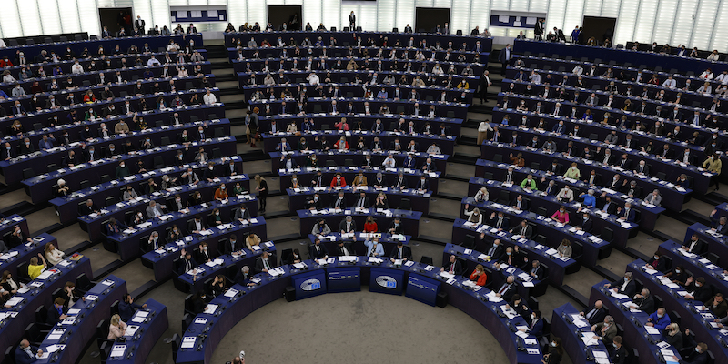 Il Parlamento europeo (AP Photo/Jean-Francois Badias)