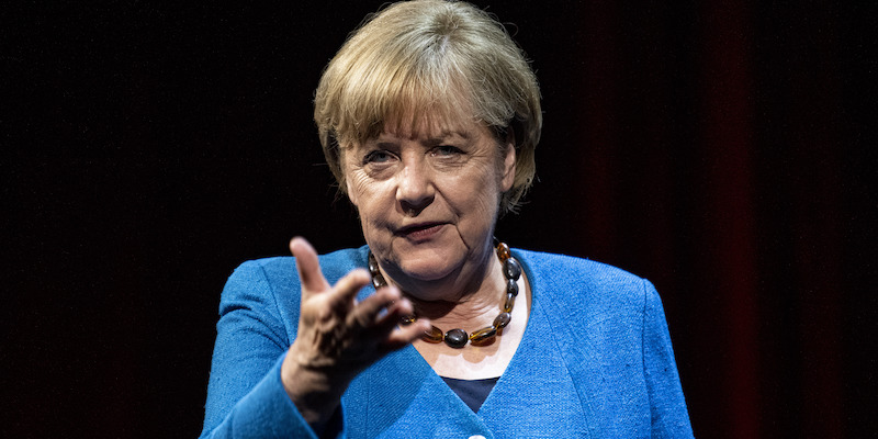 Angela Merkel non si pente della sua politica di apertura verso la Russia