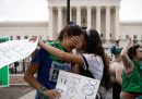 La Corte Suprema statunitense ha eliminato il diritto all’aborto a livello nazionale