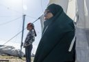 La Francia ha rimpatriato 35 bambini e 16 donne che vivevano nei campi di detenzione per jihadisti in Siria