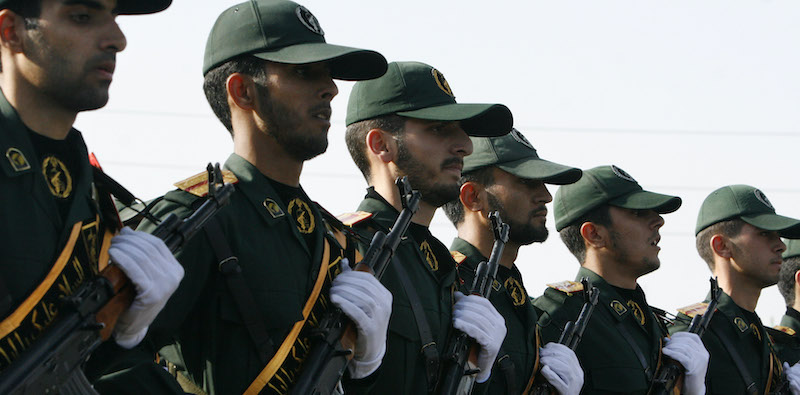 Alcuni membri delle Guardie rivoluzionarie iraniane (AP Photo/Vahid Salemi)
