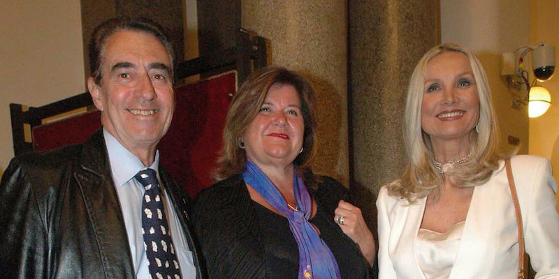 Antonio Binarelli nel 2005, con la moglie e l'attrice Barbara Bouchet (Claudio leone/Lapresse)