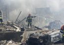 Almeno 21 persone sono state uccise in un attacco missilistico russo contro la città ucraina di Vinnytsia