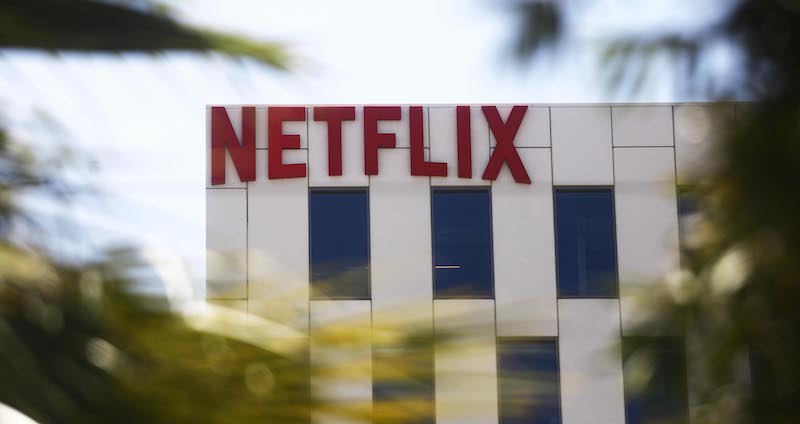 Nel secondo trimestre dell'anno Netflix ha perso quasi un milione di abbonati, molti meno del previsto