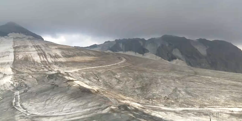 Vista dal rifugio Livrio, ripresa da una delle webcam del passo dello Stelvio, il 20 luglio 2022 (Sifas)