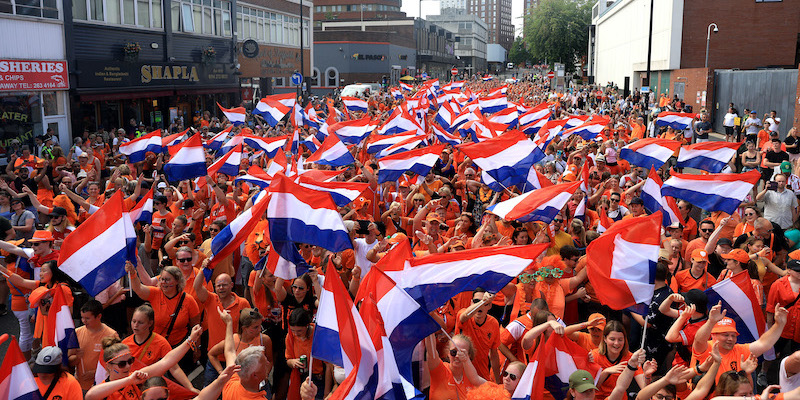 I tifosi olandesi per le strade di Sheffield (Alex Pantling/Getty Images)