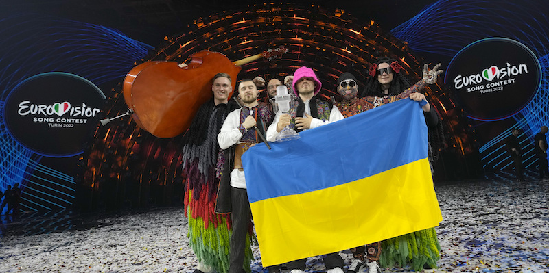 La Kalush Orchestra, il gruppo ucraino vincitore dell'ultima edizione dell'Eurovision Song Contest (AP Photo/Luca Bruno)