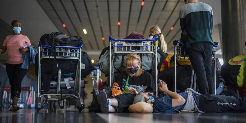 What are the airports with the most delayed flights?