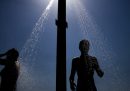 La città tedesca di Hannover ha vietato l'acqua calda nei bagni pubblici e imposto altre misure per ridurre il consumo di gas dopo i tagli della Russia