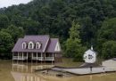 Almeno 25 persone sono morte per le alluvioni in Kentucky, negli Stati Uniti