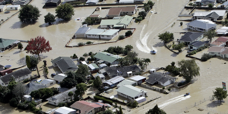 L'inondazione di Edgecumbe in Nuova Zelanda nel 2017 (Andrew Warner/The Bay of Plenty Times via AP)