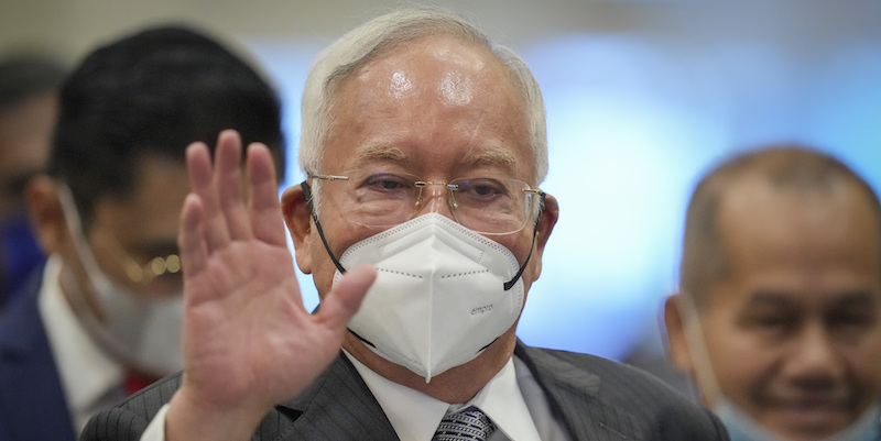 La Corte Suprema della Malesia ha confermato la condanna a 12 anni di carcere per l'ex primo ministro Najib Razak