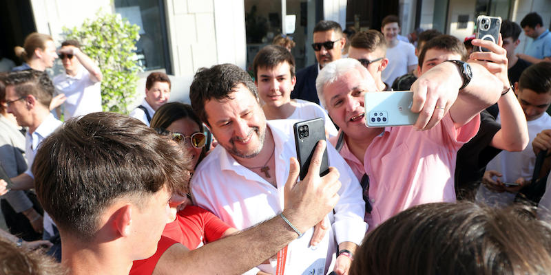 Matteo Salvini durante un appuntamento elettorale
(ANSA/MATTEO BAZZI)