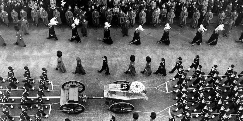 Un momento del corteo funebre di Giorgio VI (Photo by Ron Case/Keystone/Getty Images)