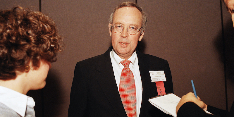 Kenneth Starr nel 1997 (AP Photo/Nick Ut)