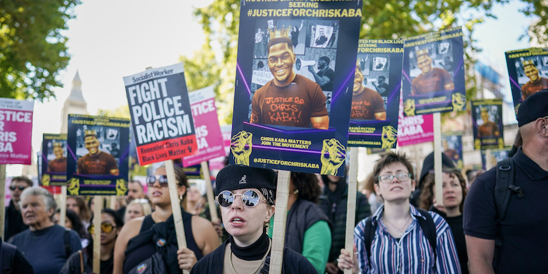 Una protesta contro la polizia di Londra per l'uccisione di Chris Kaba (Ian Forsyth/Getty Images)
