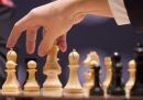 Il giocatore di scacchi Hans Niemann ha detto di non volersi «tirare indietro» dopo le accuse di aver barato