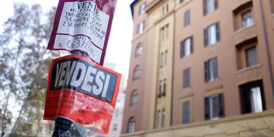 I prezzi delle case stanno scendendo anche in Italia?