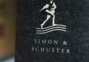 Un giudice statunitense ha bloccato l'acquisizione del gruppo editoriale Simon & Schuster da parte di Penguin Random House