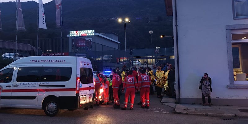 C’è stato un incidente in un’azienda chimica a Gravellona Toce, in Piemonte: 3 persone sono ricoverate ma non sarebbero in gravi condizioni
